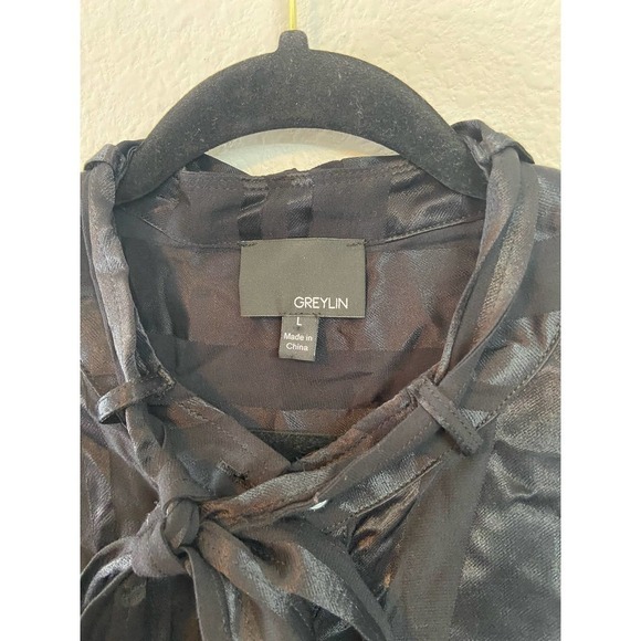 Greylin Womens button Down Chasing Shadows Black stripe size L - Picture 4 of 4